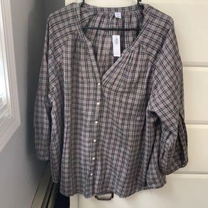 Women’s long sleeve button up blouse